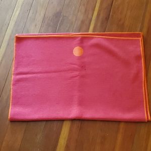 Yogi Toes Skidless Quickdry Yoga Mat Towel